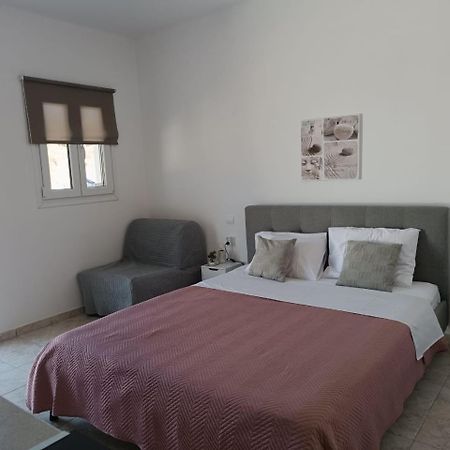 Mia Casaki Apartment Науса Екстериор снимка